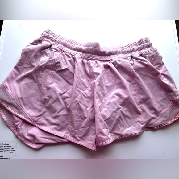 Hotty hot 2.5” tall - Picture 1 of 2